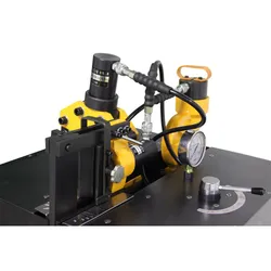 3in1 Busbar-Bearbeitungsmaschine Multifunktionale Kupferstangenmaschine Flachvertikale Biegemaschine