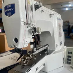 Hochleistungs-Elektronikknopfannähmaschine für nahtloses Nähen