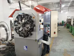 CNC Yay Şekillendirme Makinesi Kam Yay Makinesi Tel Şekillendirme Makinesi