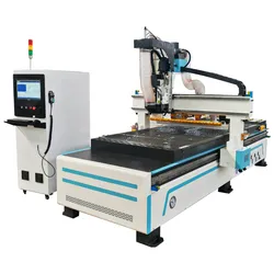 قاطع خط مستقيم يتغير تلقائيًا جهاز توجيه CNC للنجارة