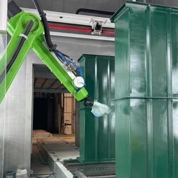 Linea di rivestimento per guardrail autostradali con sistema di trasporto ad alta capacità