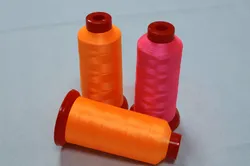 Leuchtendes Polyester-Stickgarn, fusselfrei und mit geringem Fadenbruch für Hochgeschwindigkeits-Computerstickerei