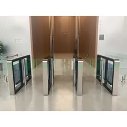 Moderne Design-Schwenktür mit Mehrfachzugangssystem