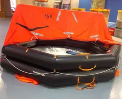 Solas Kleine Gooi Overboord Type Opblaasbare Reddingvlot voor Visschepen