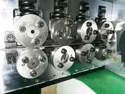 Máquina de bobinado de resortes de compresión para 1mm a 4mm
