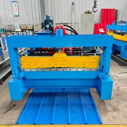 Máquina de fabricación de láminas de techado de una sola capa con depuración conveniente automática