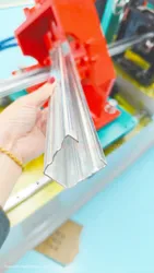 Macchina per la formatura a rulli del telaio di supporto in metallo per la produzione di supporti strutturali