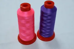 Leuchtendes Polyester-Stickgarn, fusselfrei und mit geringem Fadenbruch für Hochgeschwindigkeits-Computerstickerei