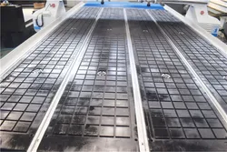 Máquina de Router CNC para Processamento de Madeira e Marcenaria