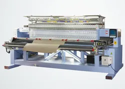 Automatische Stickmaschine mit computergestütztem Quilten und hoher Geschwindigkeit