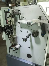 Máquina de fabricación de resortes con 0.2-2.3mm máquina de bobinado de resortes CNC multifuncional para máquina de resortes de leva