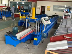Rinnenrollformer nahtlose Rinnenherstellungsmaschine