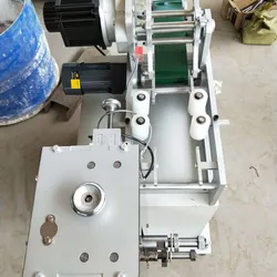 Piccola macchina per la produzione di sapone, mini linea di produzione per la fabbricazione di sapone da toilette