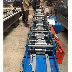 Automatische Stahlrahmenmaschine Türrahmen Profiliermaschine