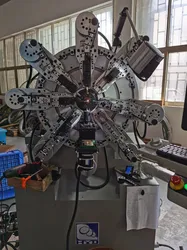 Máquina de Molas CNC Sem Came