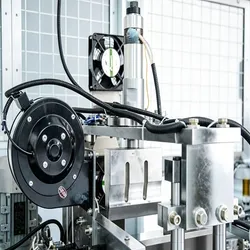 Stabile Leistung Intelligente maßgeschneiderte Papierbecher-Herstellungsmaschine