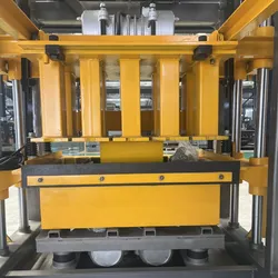 Máquina de Fazer Tijolos Semi Automática Pequena