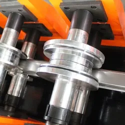 Omega Stahlformmaschine Hutform Trägerherstellungsmaschine Kaltwalzmaschine Trägermaschine