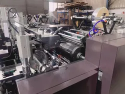 Fenster Maschinen Verpackungsmaschinen Sichtbares Fenster Patchmaschine