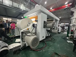 Hochpräziser Schneid- und Wickelmaschine mit hydraulischem automatischem Ladesystem
