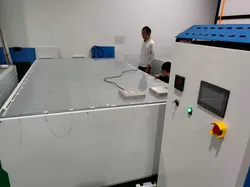 Tester di moduli fotovoltaici ad alte prestazioni per applicazioni di controllo qualità
