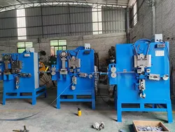 Automatische Maschine zur Herstellung von Verschlussclips für Metallumreifungsbänder, Spannverschlüssen und Stahlumreifungsverschlüssen