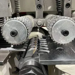Mesin Pembuat Tongkat Pel Bulat Kayu