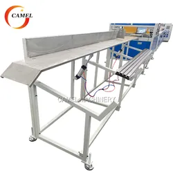 WPC Terrassendielenprofilplattenextrusionsmaschine mit Prägemaschine