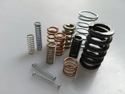 Máy cuốn lò xo nén tốc độ cao CNC với thiết bị xoắn
