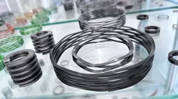 Kecil Gelombang Pegas di Mesin Pegas CNC
