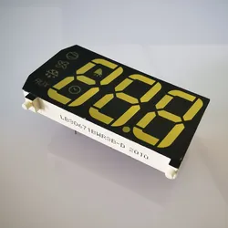 맞춤형 0.67-Inch 3-Digit 공통 애노드 7-Segment LED 디스플레이 냉장고용