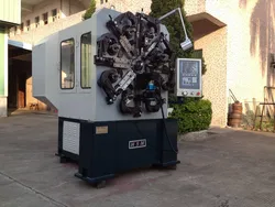 Hsm-CNC50 Máy làm lò xo đa trục có thể xoay với động cơ SANYO có tỷ lệ thu hồi cao