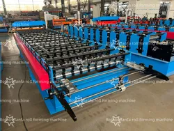 Macchina automatica per la formatura di tetti in metallo con sistema di controllo PLC
