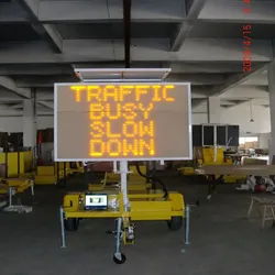 Trailer de Mensagem VMS com Display LED de Controle de Tráfego em Cor Única