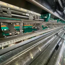 Vielseitige Rundballen-Netzmaschine mit innovativen Doppelnahtmerkmalen