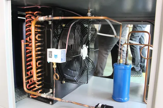 150L Machine de test programmable de simulation environnementale à température et humidité constantes pictures & photos