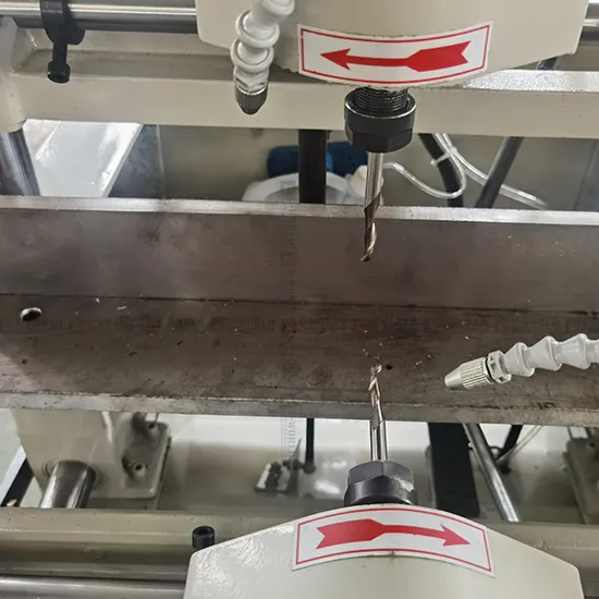 Automatische Fräsmaschine Kopierfräser für Fenster Tür Aluminium PVC Profil pictures & photos