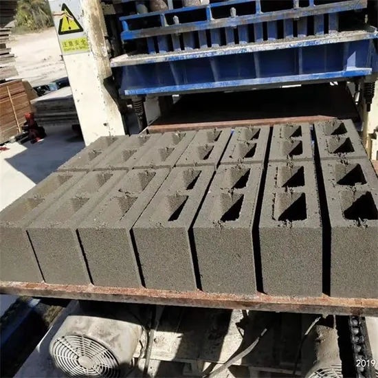 Blok Yapma Makinesi Tuğla Yapma Makineleri Blok Yapma Makinesi Üretim Hattı Otomatik Blok Yığma Sistemi Blok Yapma Makinesi için pictures & photos