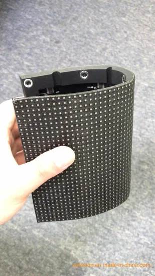 pH4 P4 RGB SMD Tam Renkli LED Yumuşak Modül Özelleştirilmiş LED Esnek Modül Kavisli LED Ekran için pictures & photos