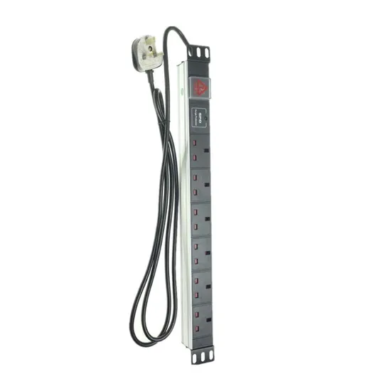 基本 19inch PDU 電源分配 UK プラグ PDU サーバーラック pictures & photos