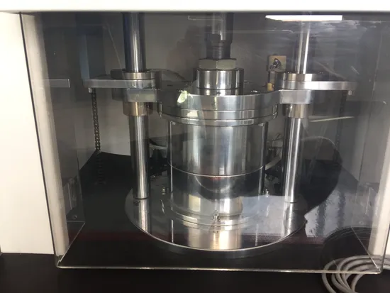 ASTM D5289 ISO 6502 高精度移動式ダイレオメーター Mdr ゴムレオメーター プラスチック加硫ゴム ローターレス ノーローター レオメーター pictures & photos