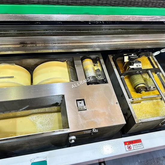 完全自動ノートブック練習帳製造機 完璧な本の背表紙接着機 楕円形製本機 pictures & photos