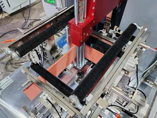 Jx-540 Kartonagenformmaschine Steifboxenherstellungsmaschine pictures & photos