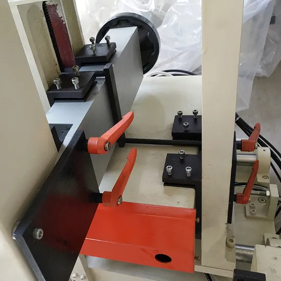 Mesin Penggilingan Sink PVC Jendela Salin Router PVC pictures & photos