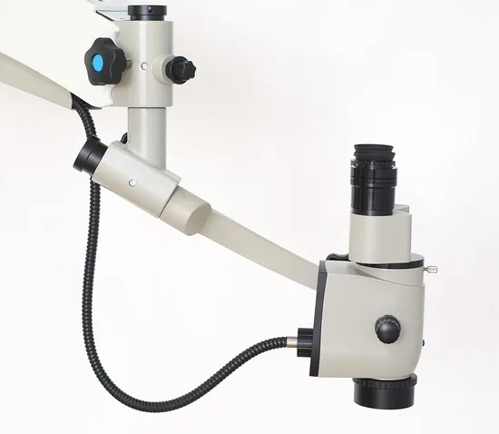 Operación de Instrumentos Ópticos Microscopio para Oftalmología pictures & photos