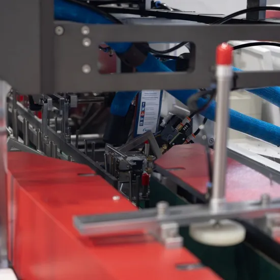Full Automatic High Speed Cube Box Facial Tissue Packing Machine pictures & photos