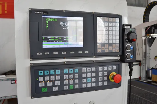 2020 เครื่องกัด CNC แบบอัตโนมัติพร้อมระบบเปลี่ยนเครื่องมืออัตโนมัติ pictures & photos