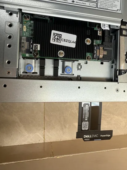 ราคาที่ดีที่สุด Poweredge R730xd R740xd เซิร์ฟเวอร์ DELL สำหรับ IPTV เซิร์ฟเวอร์คอมพิวเตอร์ ตู้เก็บข้อมูลในตู้แร็ค รีโนเวท ขายส่ง pictures & photos
