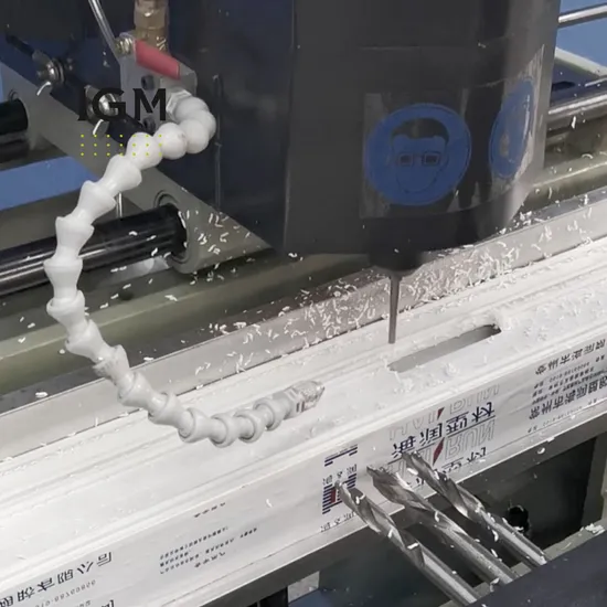 PVC窓製造機 単軸UPVCコピールーターマシン pictures & photos