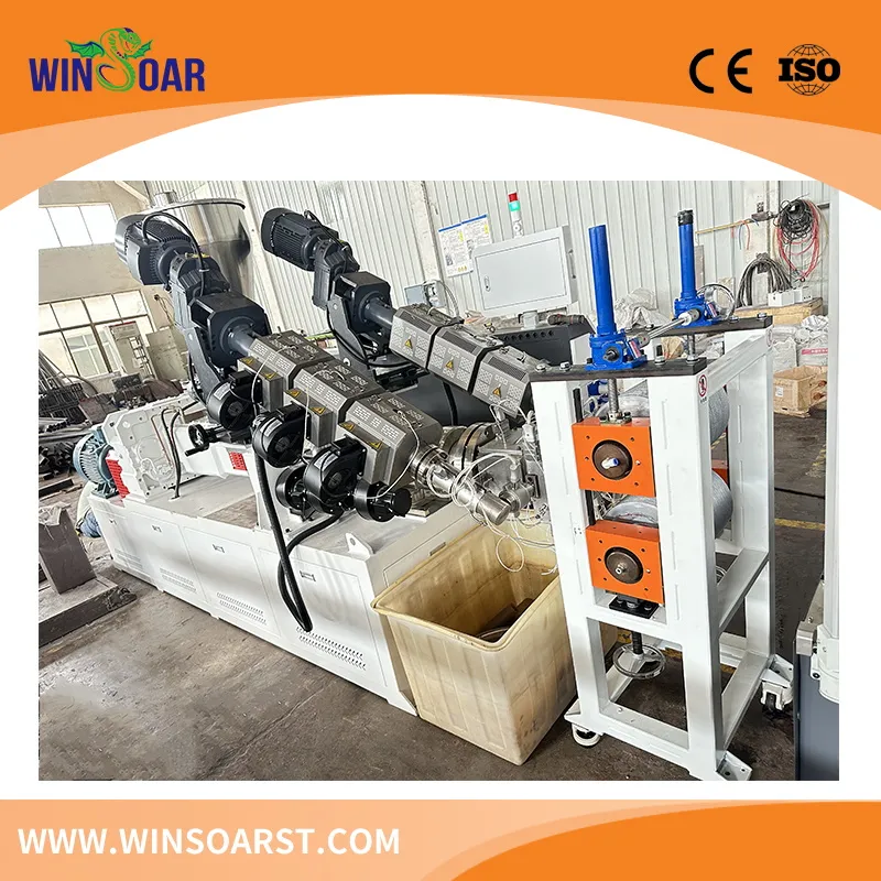 Машина для экструзии оконных профилей из UPVC/PVC Winsoar/Машина для производства панелей из WPC/PVC pictures & photos